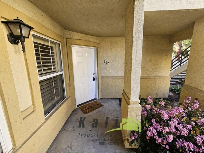755 Brookstone Rd Chula Vista, CA 91913 photo 2