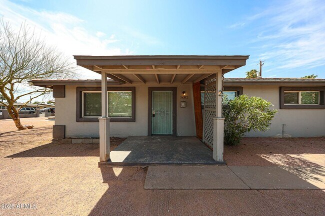 2919 E Oak St Phoenix, AZ 85008 photo 4