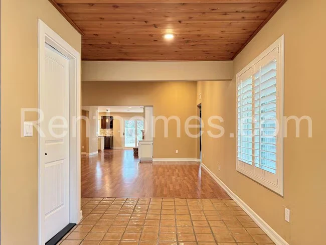 11339 Red Cedar Ln San Diego, CA 92131 photo 2