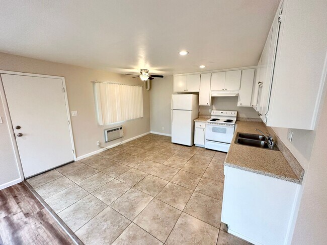 9906 Buena Vista Dr Spring Valley, CA 91977 photo 2