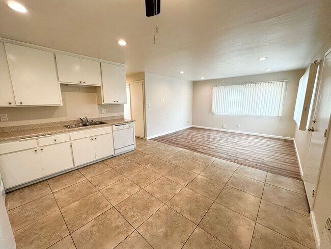 9906 Buena Vista Dr Spring Valley, CA 91977 photo 5