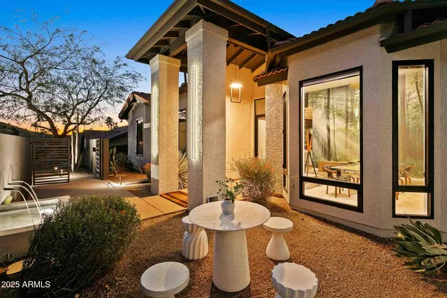 1202 W Aster Dr Phoenix, AZ 85029 photo 4