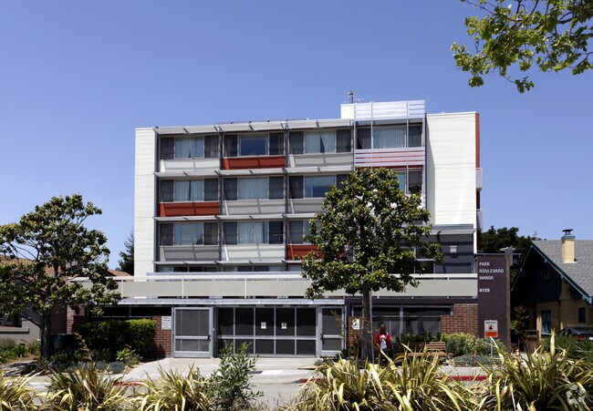 4173-4175 Park Boulevard Rentals photo 2