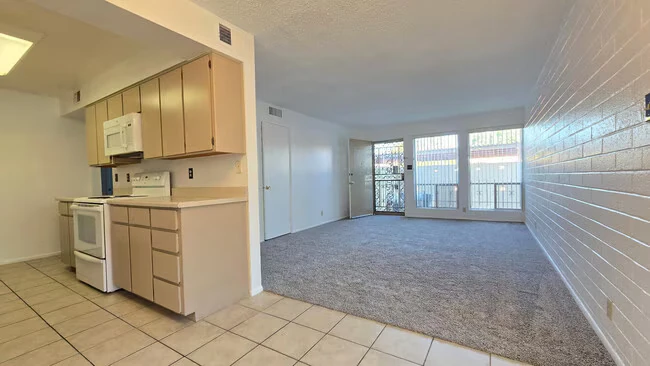 4917 N 73rd St Scottsdale, AZ 85251 photo 4