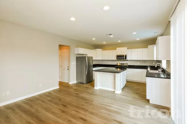 41808 Davidson St Murrieta, CA 92562 photo 5