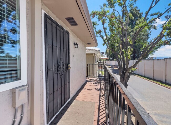 2466 Golzio Ct San Jose, CA 95133 photo 3