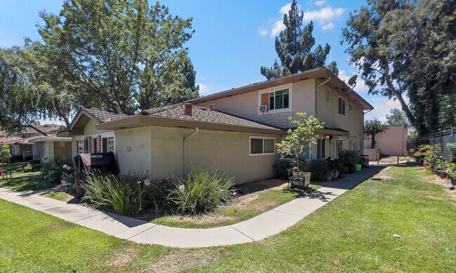 2466 Golzio Ct San Jose, CA 95133 photo 2