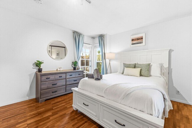 4666 Mission Ave San Diego, CA 92116 photo 3