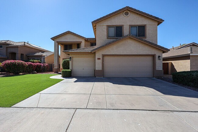 3840 S Peden Dr Chandler, AZ 85248 photo 2