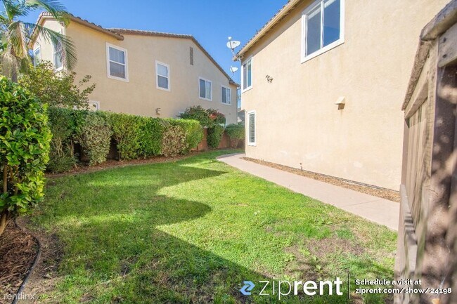 7404 Cortile Bellaza San Diego, CA 92129 photo 3
