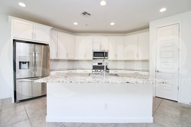 12546 W Calle De Baca Peoria, AZ 85383 photo 3