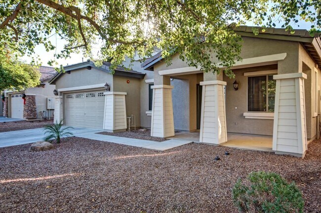 13505 W Catalina Dr photo 2