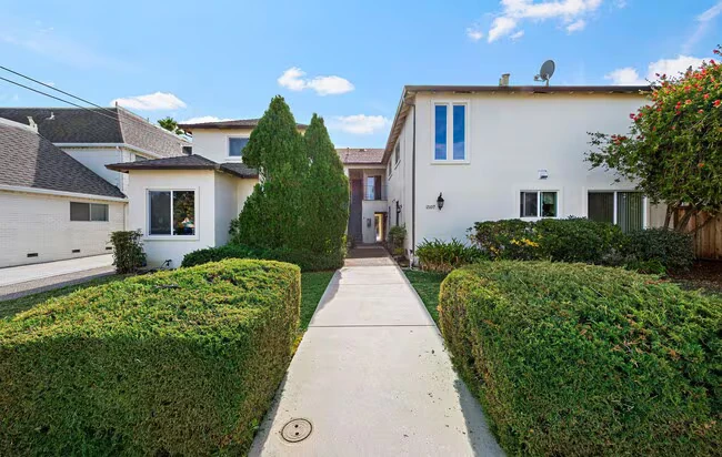 1507 Brookvale Dr San Jose, CA 95129 photo 2