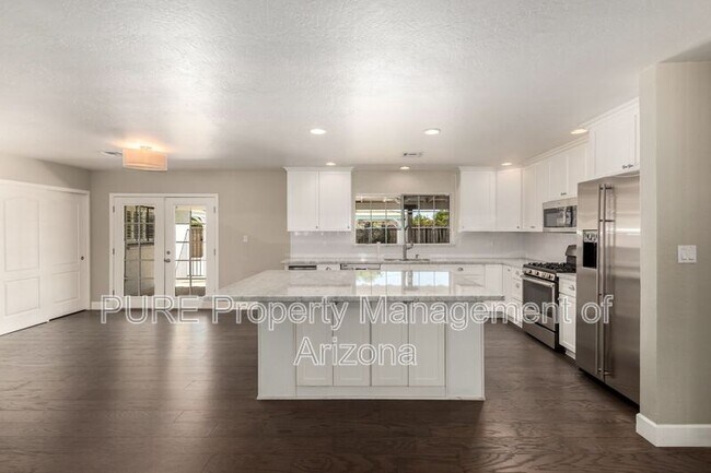 417 E Rose Ln Phoenix, AZ 85012 photo 4