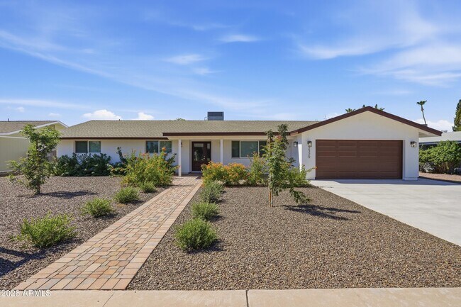 2329 E Enrose St Mesa, AZ 85213 photo 2