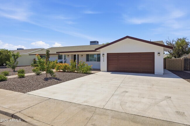 2329 E Enrose St Mesa, AZ 85213