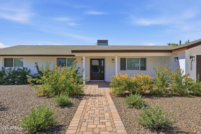 2329 E Enrose St Mesa, AZ 85213 photo 4