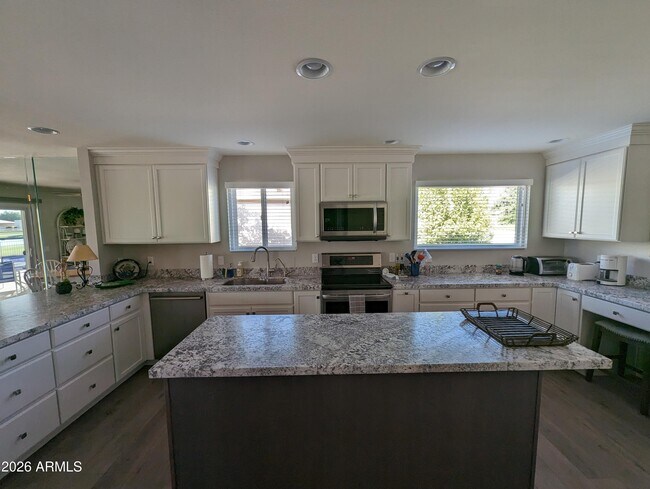 25826 S Cedarcrest Dr Sun Lakes, AZ 85248 photo 5