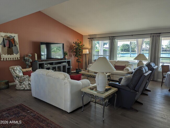 25826 S Cedarcrest Dr Sun Lakes, AZ 85248 photo 3