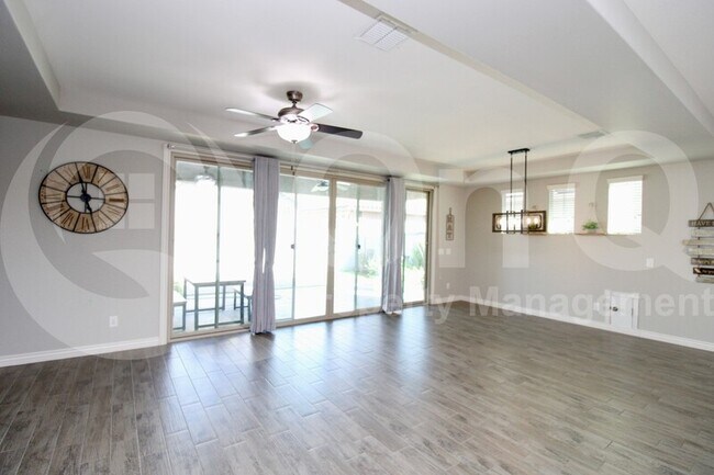 3672 E Perkinsville St Gilbert, AZ 85295 photo 4