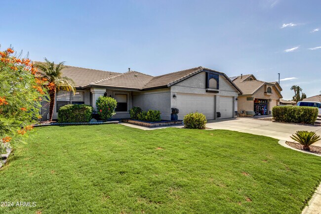 1113 E Betsy Ln Gilbert, AZ 85296