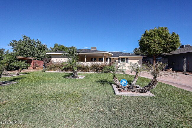 1034 E Elm St Phoenix, AZ 85014 photo 4