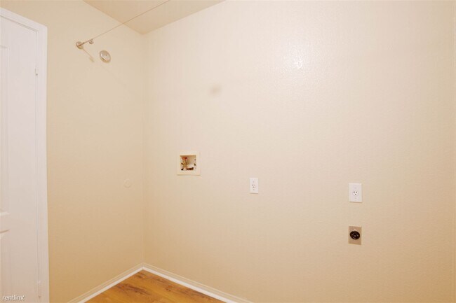 24086 Fuschia Ct Murrieta, CA 92562 photo 5