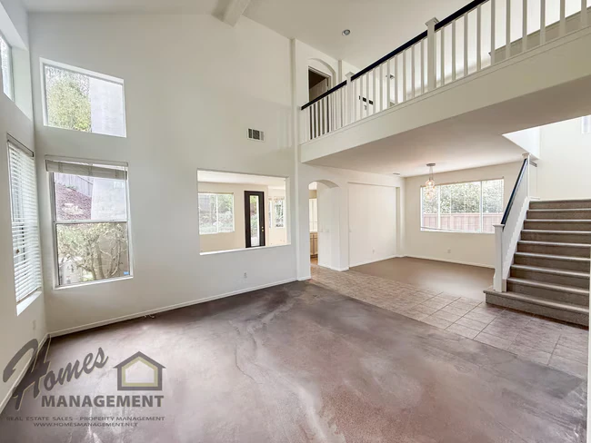 6890 Camino De Amigos Carlsbad, CA 92009 photo 3