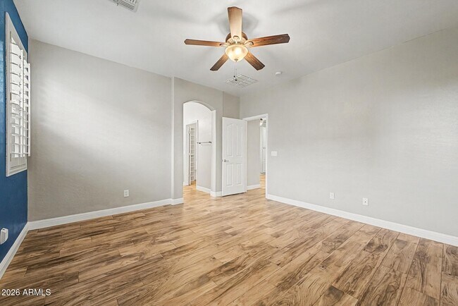 7103 W Lone Tree Trail Peoria, AZ 85383 photo 4