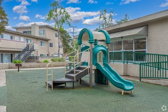 30 Novato St San Rafael, CA 94901 photo 5