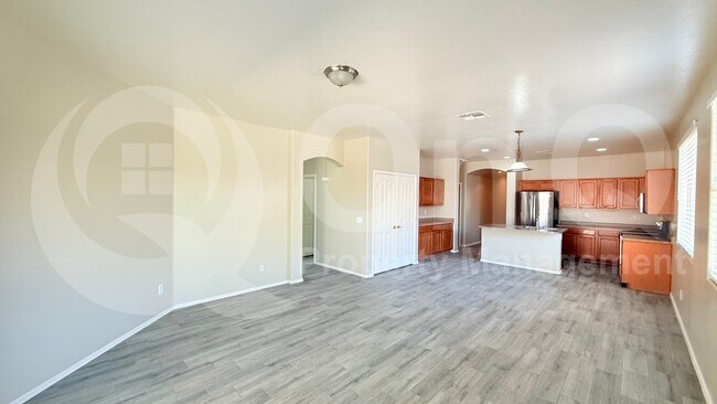 15238 W Jefferson St Goodyear, AZ 85338 photo 3
