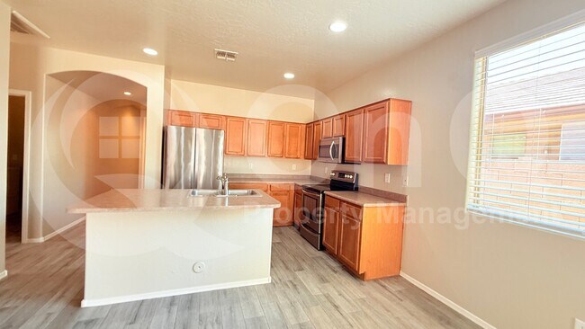 15238 W Jefferson St Goodyear, AZ 85338 photo 2