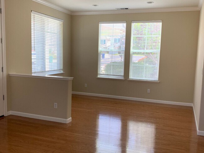 1717 Blakesley Dr San Ramon, CA 94582 photo 4