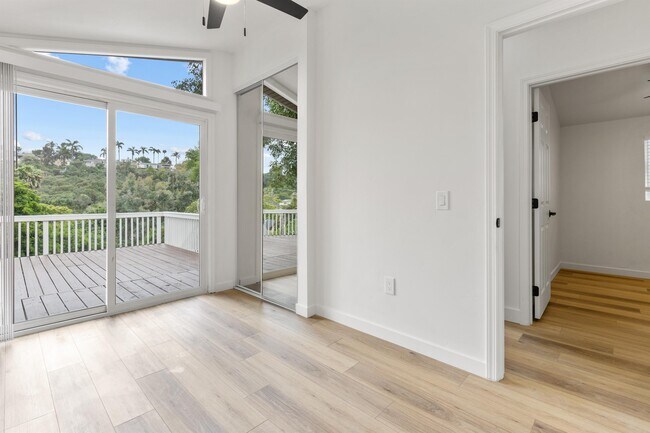 5649 Baja Dr San Diego, CA 92115 photo 4