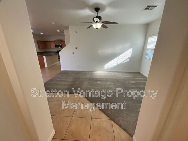 2134 W Le Marche Ave Phoenix, AZ 85023 photo 3