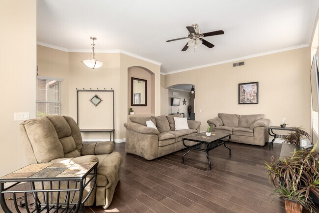 1126 N Melody Cir Chandler, AZ 85225 photo 4