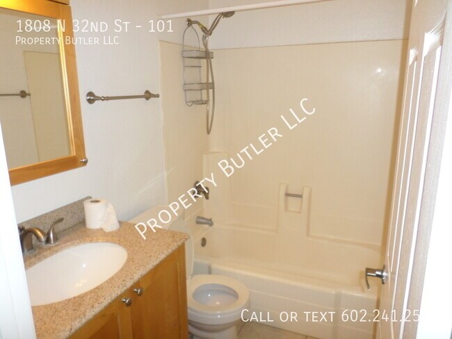 1808 N 32nd St Phoenix, AZ 85008 photo 4