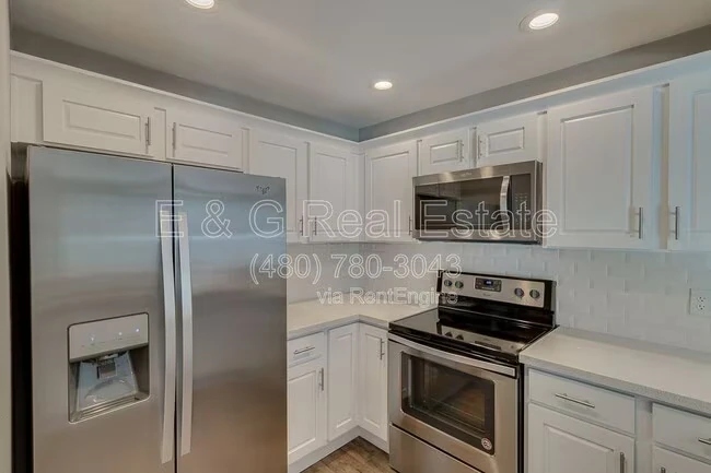 1645 W Baseline Rd Mesa, AZ 85202 photo 3