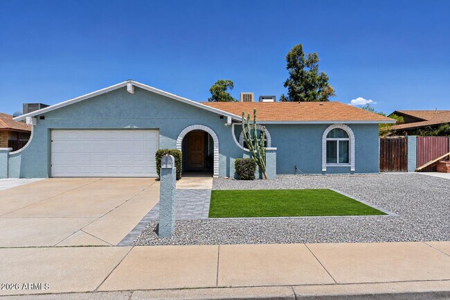 4026 W Willow Ave Phoenix, AZ 85029 photo 2
