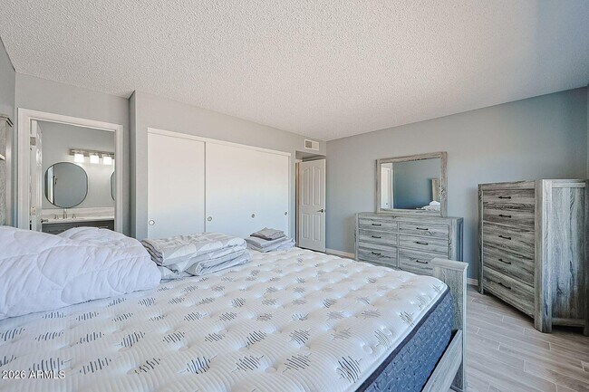 4026 W Willow Ave Phoenix, AZ 85029 photo 5