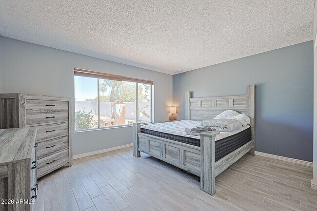 4026 W Willow Ave Phoenix, AZ 85029 photo 4