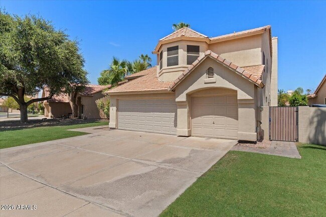 3260 S Laguna Dr photo 4