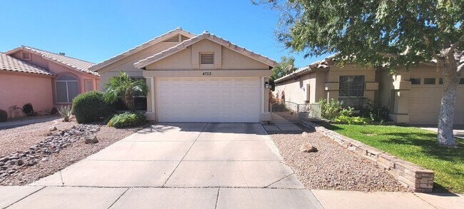 4753 W Monterey St Chandler, AZ 85226 photo 2