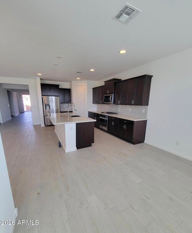 37100 N Rhinelander Dr San Tan Valley, AZ 85140 photo 5