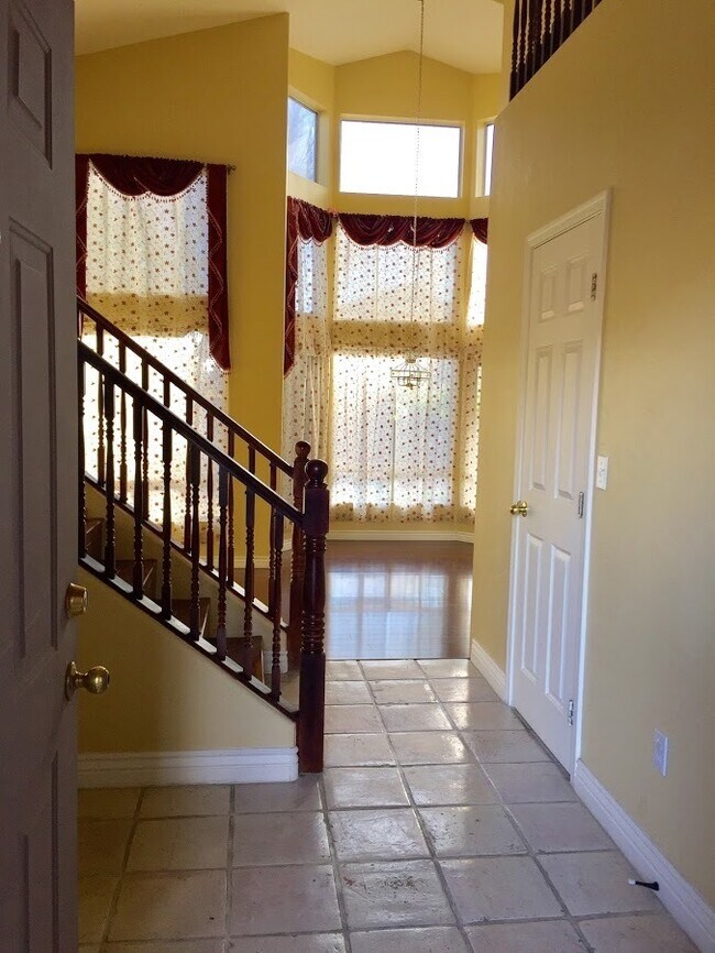 2127 E Nighthawk Wy Phoenix, AZ 85048 photo 4