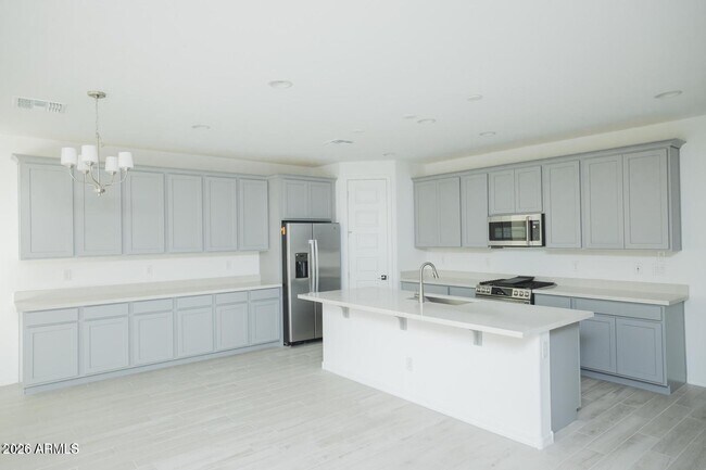 3512 N 103rd Ave Avondale, AZ 85392 photo 5