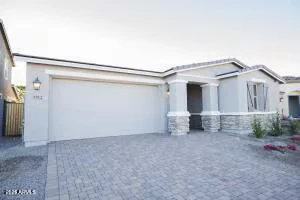 3512 N 103rd Ave Avondale, AZ 85392 photo 2