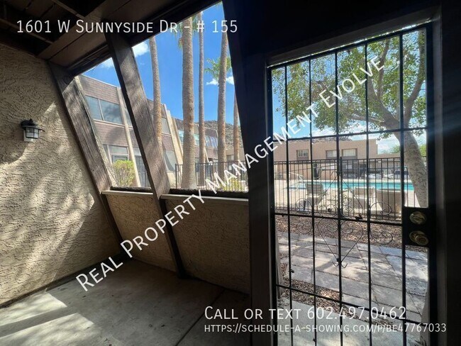 1601 W Sunnyside Dr Phoenix, AZ 85029 photo 3