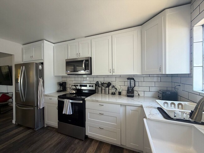 1186 Emory St Imperial Beach, CA 91932
