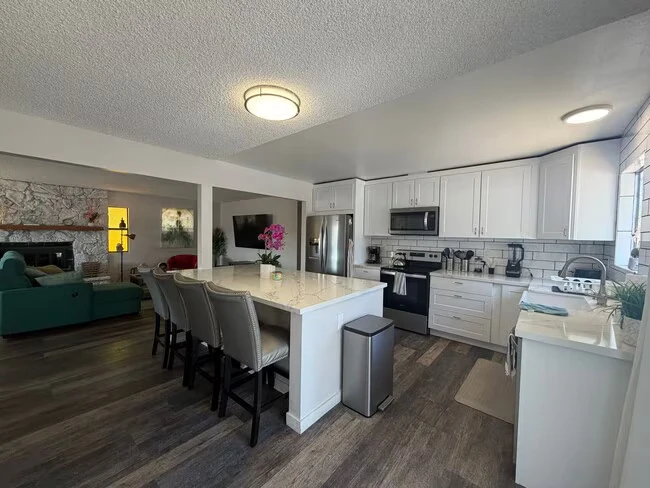 1186 Emory St Imperial Beach, CA 91932 photo 4